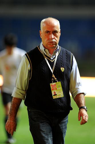 关于主教练离场处理,球队战绩下滑的信息 关于主教练离场处理,球队战绩下滑的信息