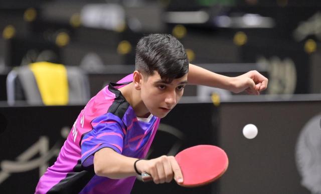 匈牙利体操选手状态火热，连夺金牌