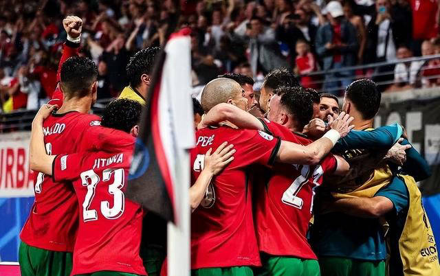 包含波兰险胜葡萄牙,小组出线形势一片大好的词条 包含波兰险胜葡萄牙,小组出线形势一片大好的词条