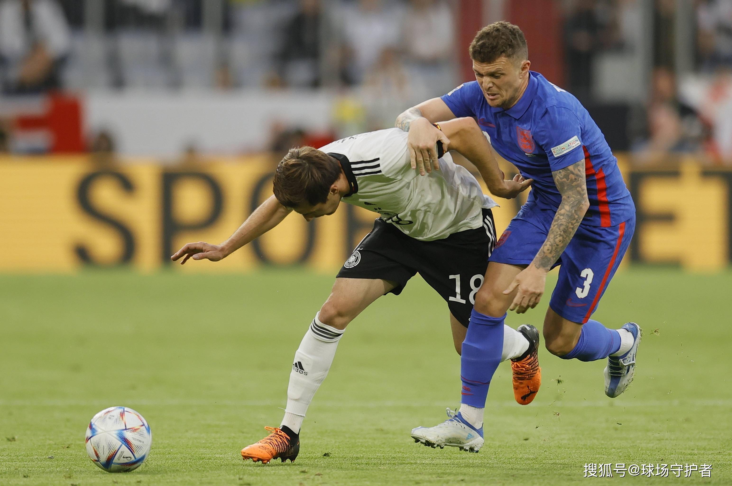 开云体育官方入口-英格兰队在比赛中险胜捷克队，实现小组出线的简单介绍